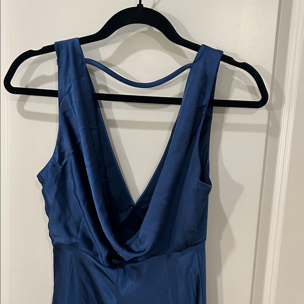 Lulu's Navy Blue Backless V-Neck Slip Dress Size S - Picture 5 of 8